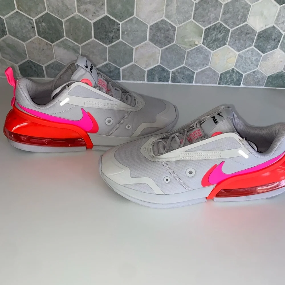 Nike women’s Air Max Up shoes, size 9 - Picture 4 of 9